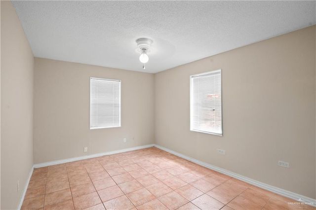 1816 N Holland Avenue, Mission, TX 78572