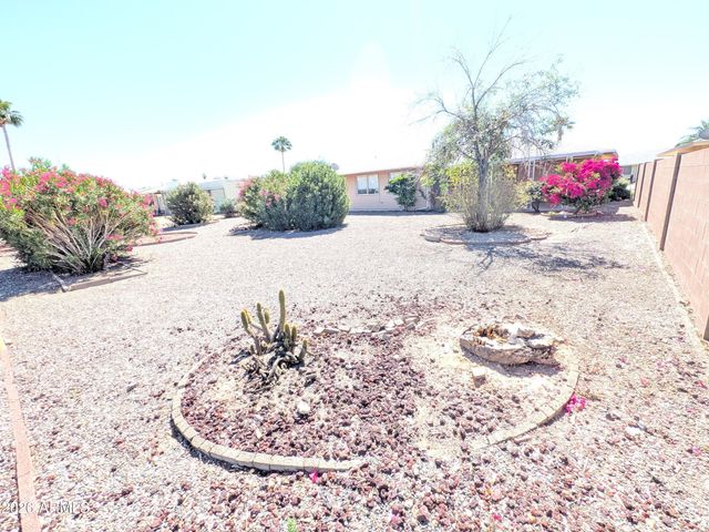 9614 W PINERIDGE Drive, Sun City, AZ 85351