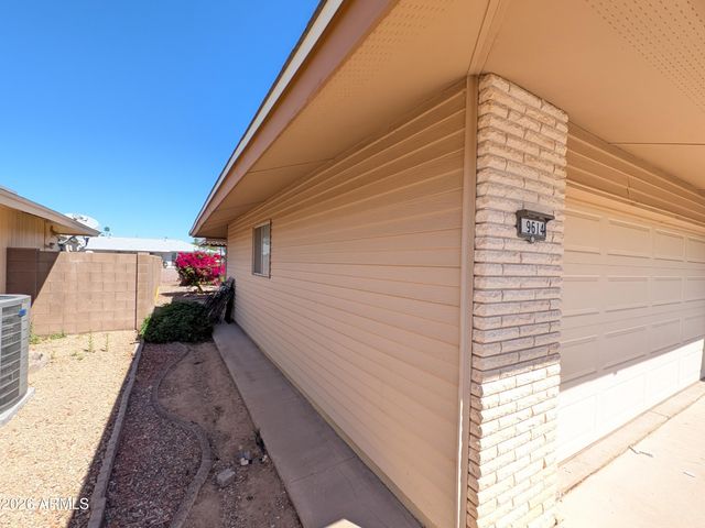 9614 W PINERIDGE Drive, Sun City, AZ 85351