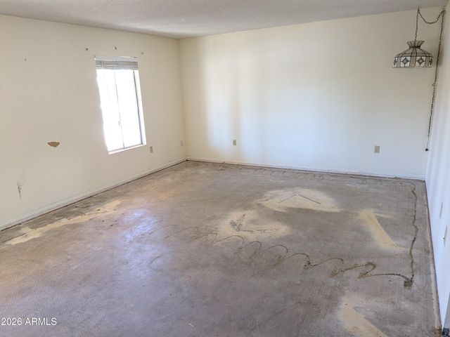 9614 W PINERIDGE Drive, Sun City, AZ 85351