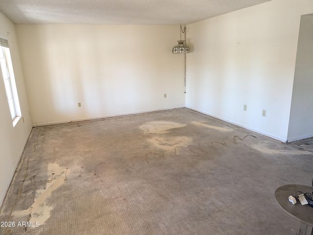 9614 W PINERIDGE Drive, Sun City, AZ 85351