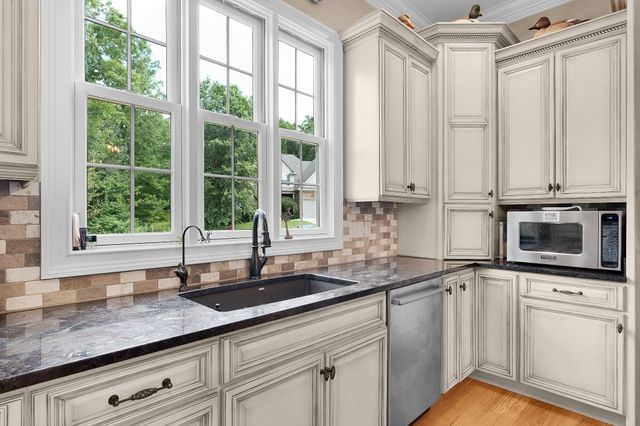2488 Bugle Call Way, Signal Mountain, TN 37377