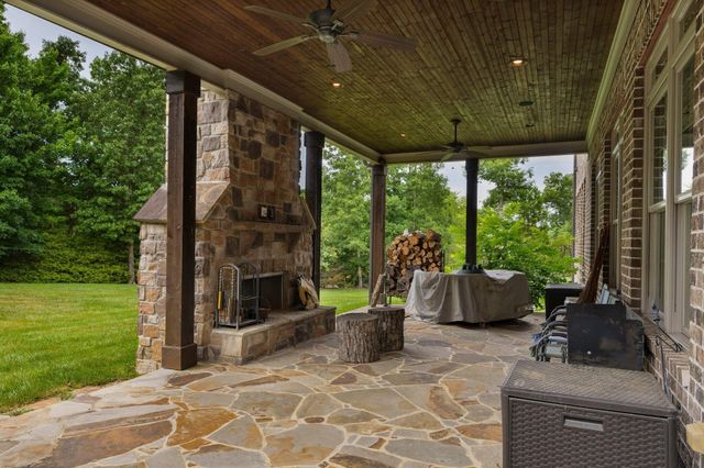 2488 Bugle Call Way, Signal Mountain, TN 37377