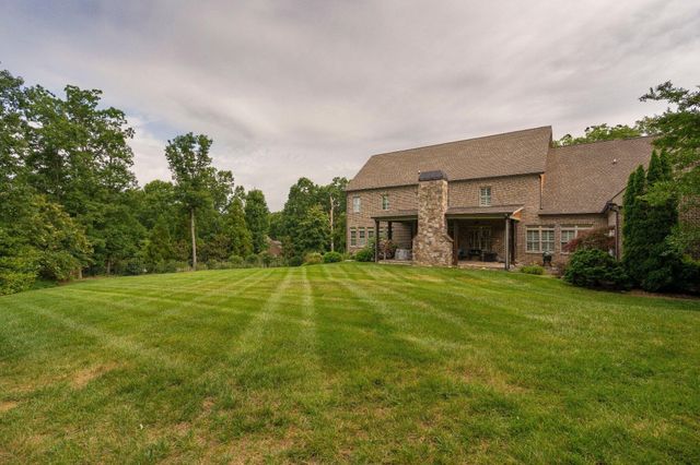 2488 Bugle Call Way, Signal Mountain, TN 37377