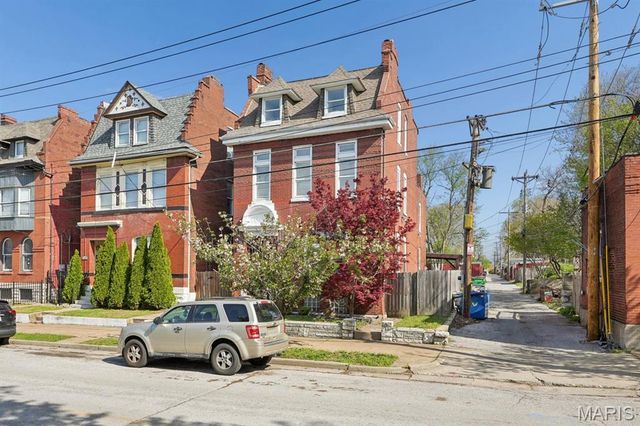 2241 Shenandoah Avenue, St Louis, MO 63104