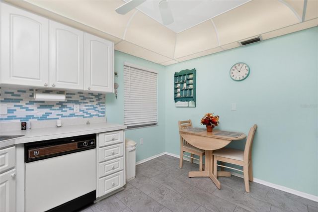 207 RUBENS DRIVE G, Nokomis, FL 34275