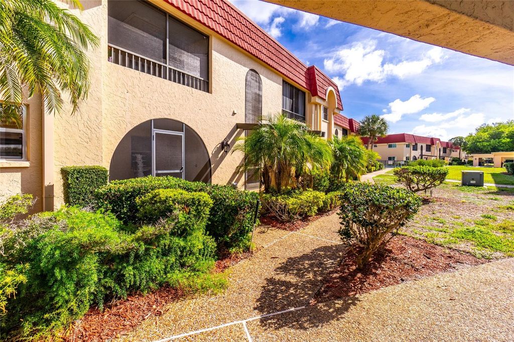 207 RUBENS DRIVE G, Nokomis, FL 34275
