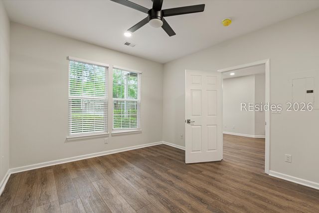 100 Kensington Blvd Apt 1107, Bluffton, SC 29910