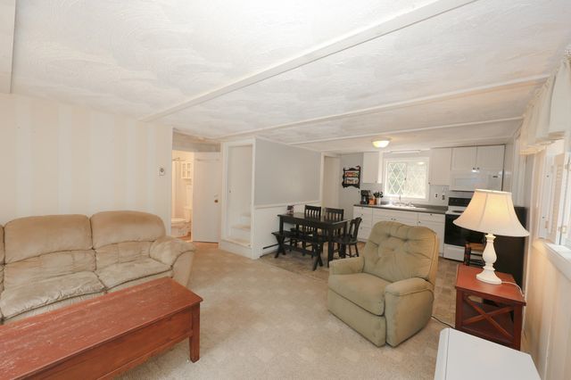 24 Shangri La Drive, Moultonborough, NH 03254