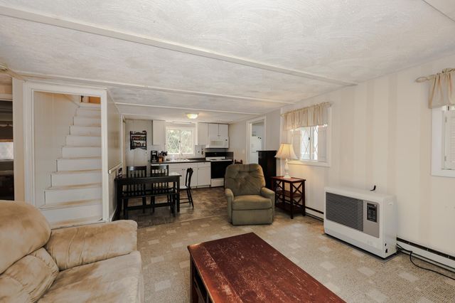24 Shangri La Drive, Moultonborough, NH 03254