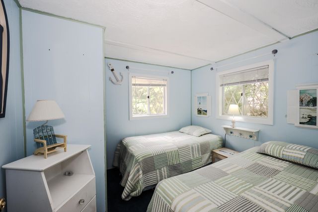 24 Shangri La Drive, Moultonborough, NH 03254
