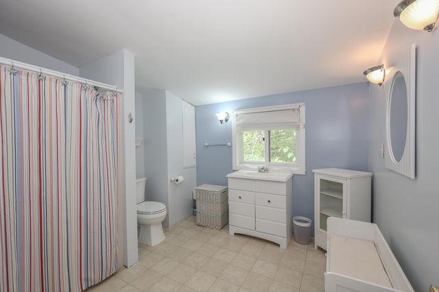 24 Shangri La Drive, Moultonborough, NH 03254