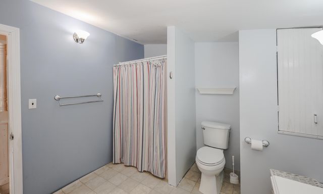 24 Shangri La Drive, Moultonborough, NH 03254