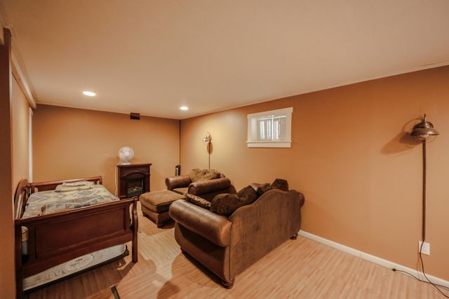 24 Shangri La Drive, Moultonborough, NH 03254