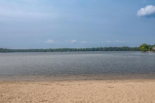 24 Shangri La Drive, Moultonborough, NH 03254
