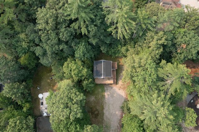 24 Shangri La Drive, Moultonborough, NH 03254