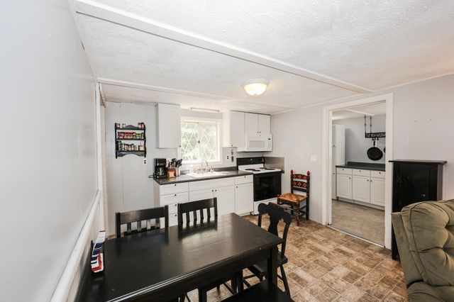 24 Shangri La Drive, Moultonborough, NH 03254