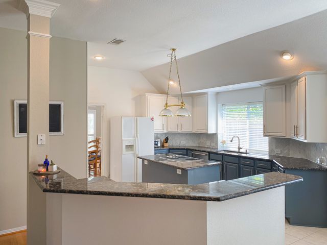 7247 Brennans Drive, Dallas, TX 75214