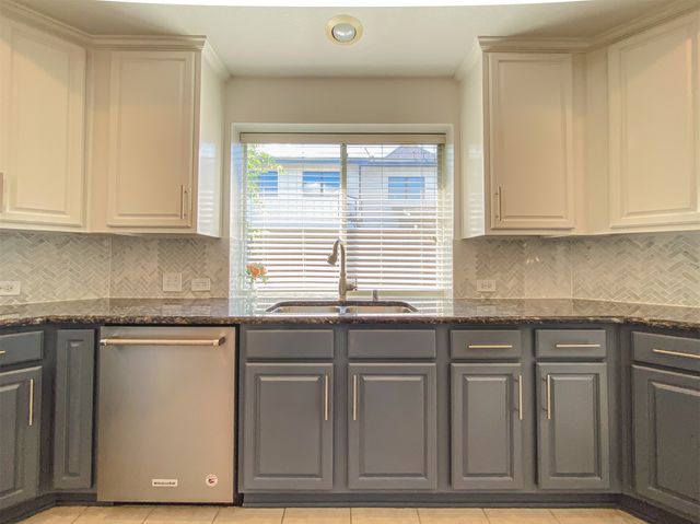 7247 Brennans Drive, Dallas, TX 75214