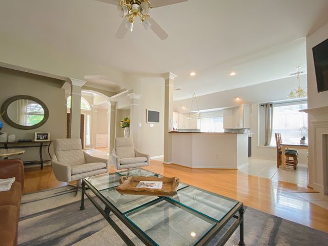 7247 Brennans Drive, Dallas, TX 75214