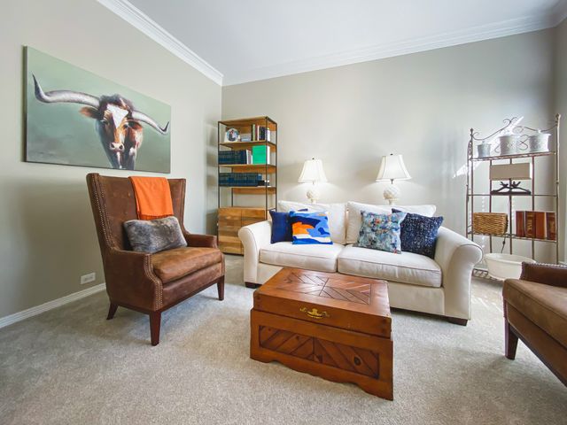 7247 Brennans Drive, Dallas, TX 75214