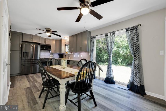 97 BERTOLET MILL RD, Oley, PA 19547