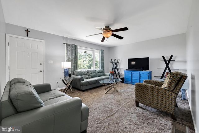 97 BERTOLET MILL RD, Oley, PA 19547