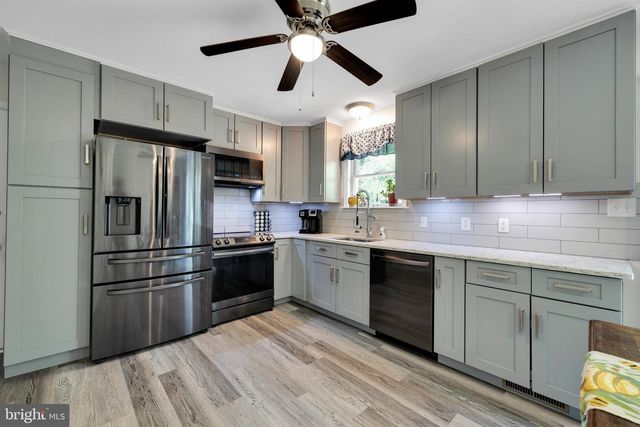 97 BERTOLET MILL RD, Oley, PA 19547