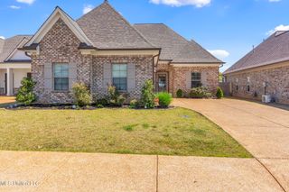 2094 W Watson View, Nesbit, MS 38651