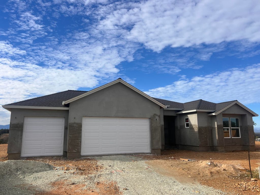 4855 Sierra Court, 21, Anderson, CA 96007