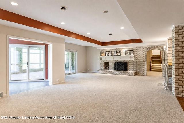 6401 Pine Hollow Drive, East Lansing, MI 48823