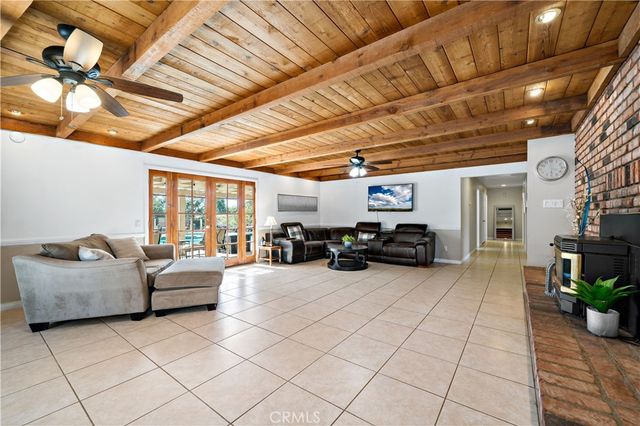 39980 Via Fernando, Temecula, CA 92592