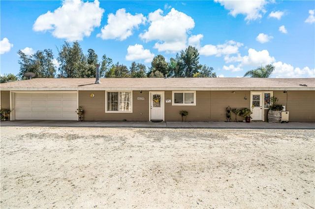 39980 Via Fernando, Temecula, CA 92592