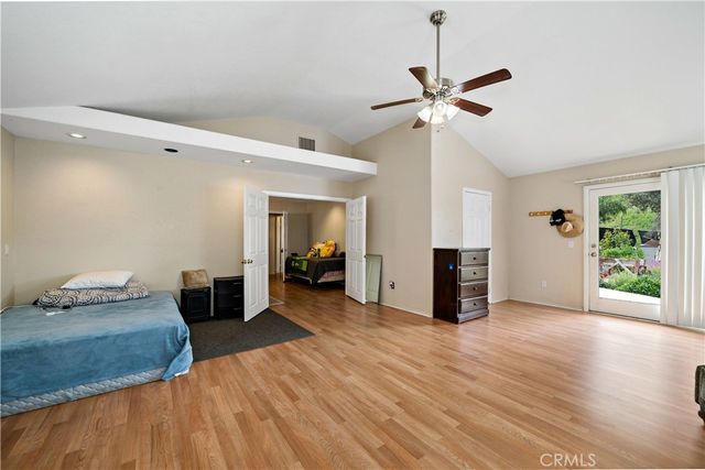 39980 Via Fernando, Temecula, CA 92592