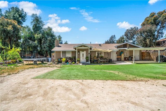 39980 Via Fernando, Temecula, CA 92592