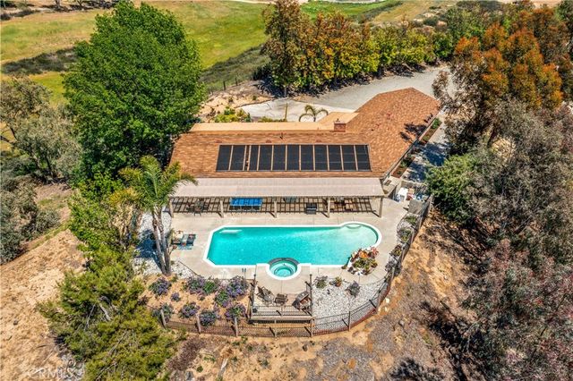 39980 Via Fernando, Temecula, CA 92592