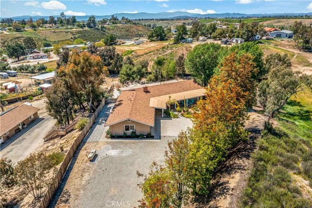 39980 Via Fernando, Temecula, CA 92592