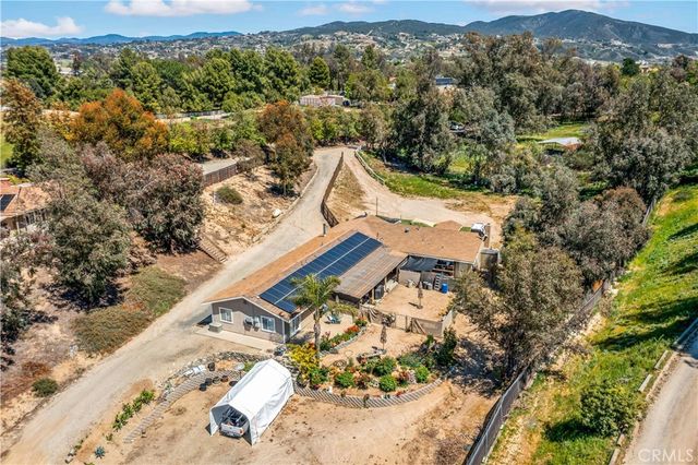 39980 Via Fernando, Temecula, CA 92592