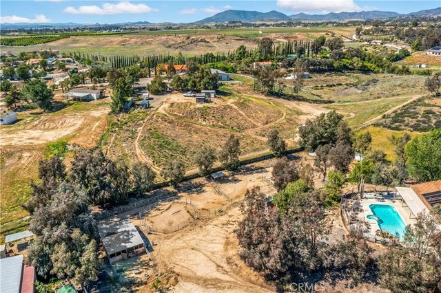 39980 Via Fernando, Temecula, CA 92592