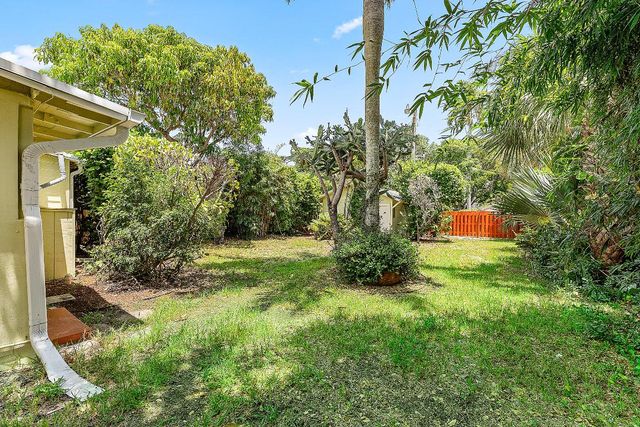 224 N Ocean Breeze, Lake Worth Beach, FL 33460