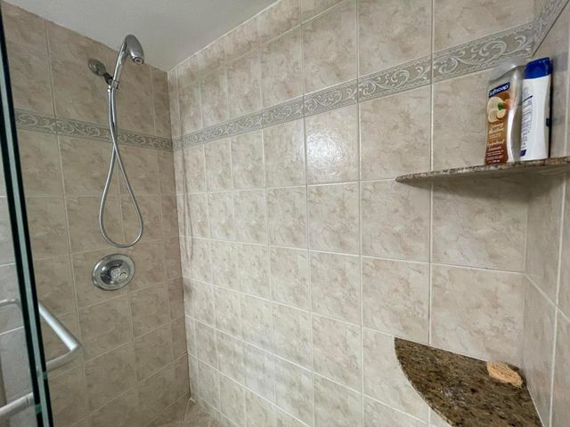 27 Mansfield, Boca Raton, FL 33434