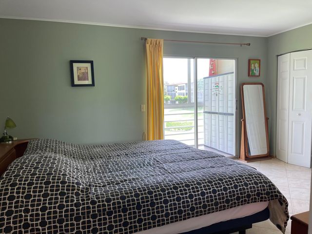 27 Mansfield, Boca Raton, FL 33434