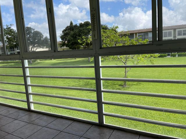 27 Mansfield, Boca Raton, FL 33434