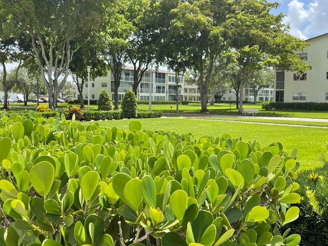 27 Mansfield, Boca Raton, FL 33434