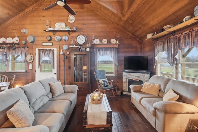 4288 Woods Lane, Highland, OH 45133