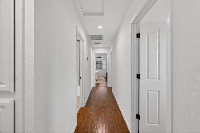 9801 Savonna Ct, Elk Grove, CA 95757