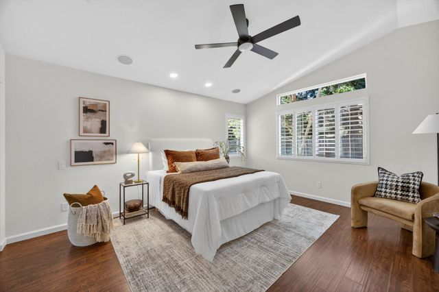 9801 Savonna Ct, Elk Grove, CA 95757