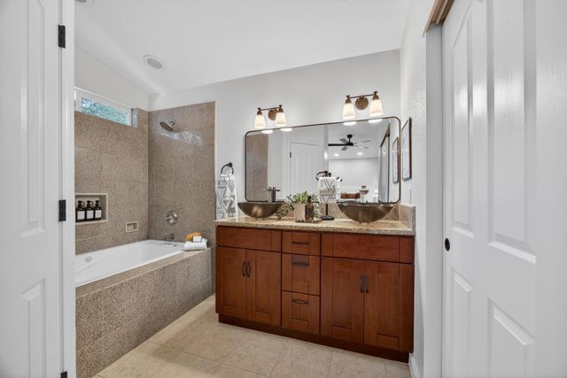 9801 Savonna Ct, Elk Grove, CA 95757