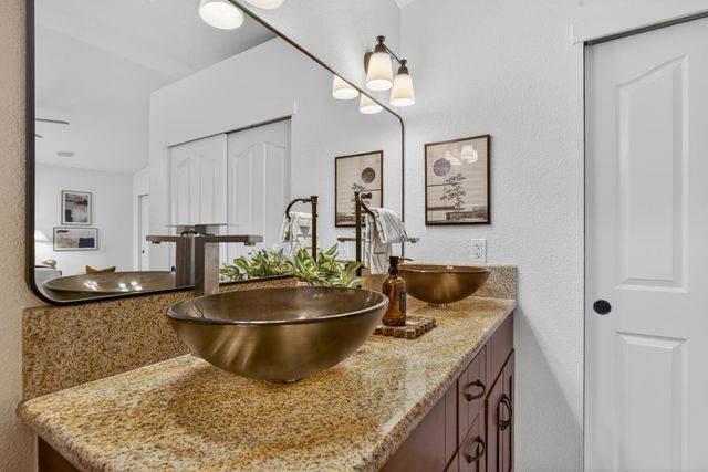9801 Savonna Ct, Elk Grove, CA 95757