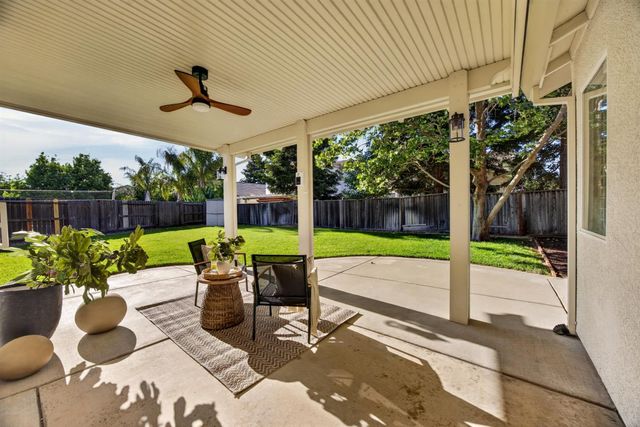 9801 Savonna Ct, Elk Grove, CA 95757